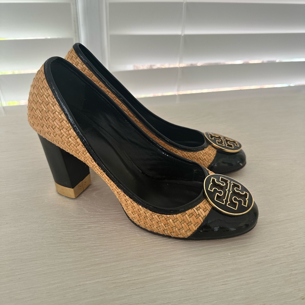 Tory Burch Raffia Block Heel Sally Pumps with Gold Accents-Size 8
